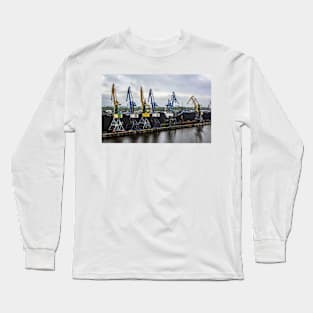 Port cranes for coal loading Long Sleeve T-Shirt